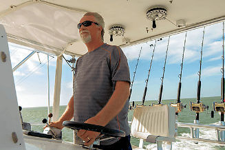 xperienced Veteran Hatteras USCG Licensed Captain Tom Randall